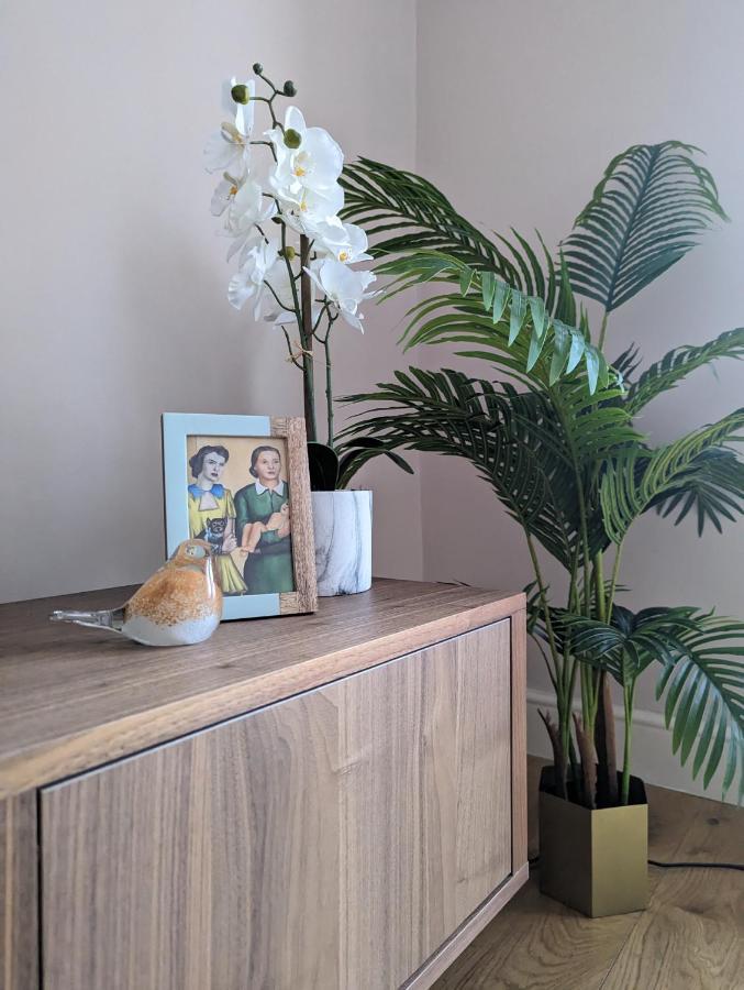 Gorgeous Apartment Wood Green بالمرز غرين المظهر الخارجي الصورة